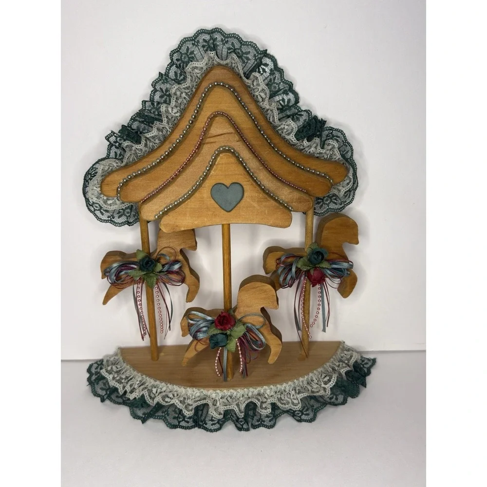 Carousel Horse Wall Hanging Vtg Wooden Horse Lace Country Cottage Home Décor